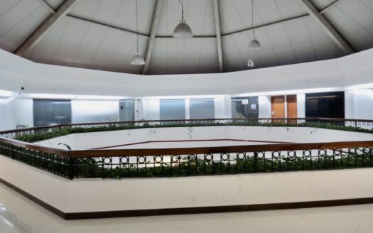 PLAZA CARACOL LOCAL 66