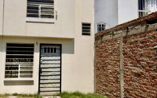 CASA EN VENTA VILLA FONTANA