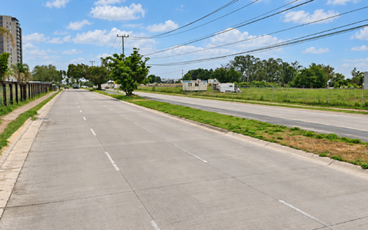 TERRENO EN VENTA AV. UNIVERSIDAD