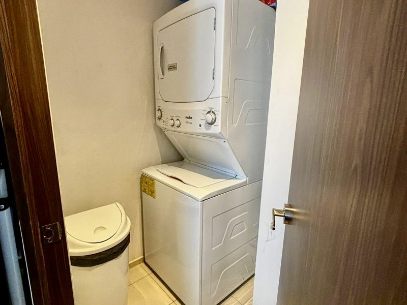 06102d68-500a-4f7c-b338-e1f7c8f526bf