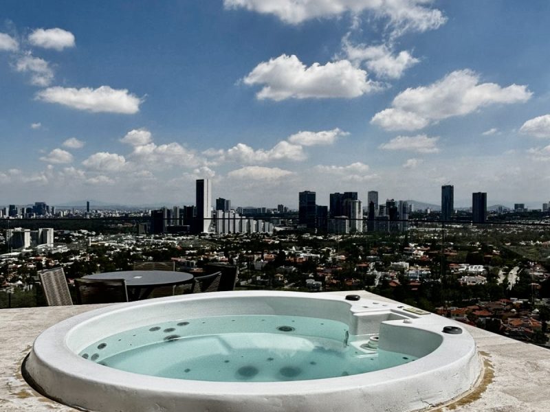 06c1859f-b05f-40f3-a521-2c7ae9179d97