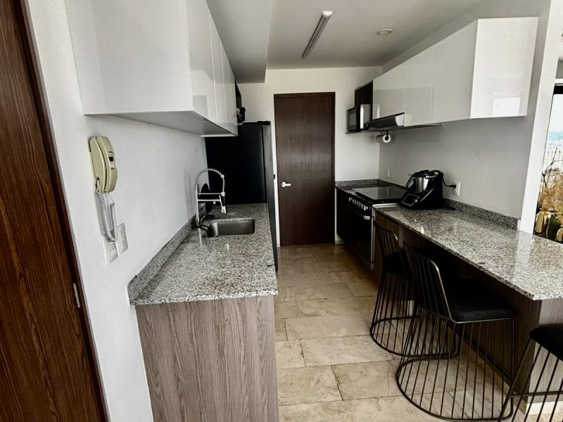 1f2e571f-fb51-40a0-b811-5848c85222ff