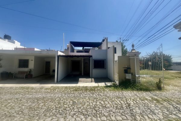 3303E19A-B2A9-4667-A462-23DD40756C26_1_105_c