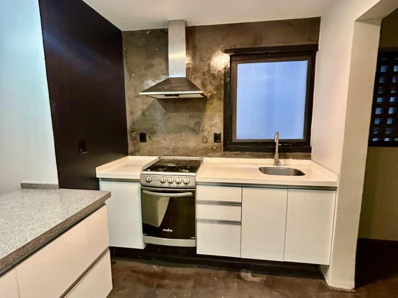 65176dad-cf13-42f6-9643-7e46d693324b