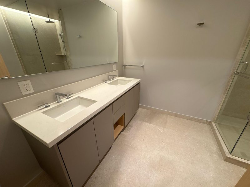 956569b1-1d40-40d4-a33e-a1c413ed5a4d