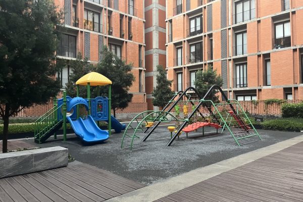 FA0305FF-400F-403D-851D-9E4CC131CEF2_1_105_c