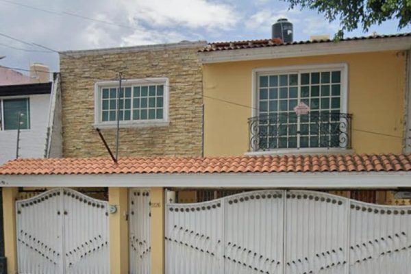 WhatsApp Image 2025-10-02 at 16.10.30 WhatsApp Image 2025-10-02 at 16.10.30