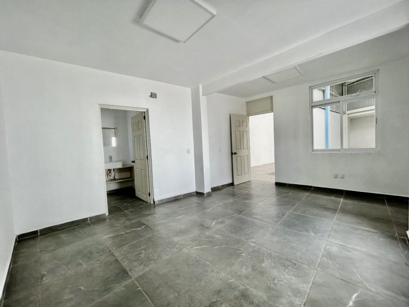 b4de457c-d95b-4e44-acbe-528785d95d8f