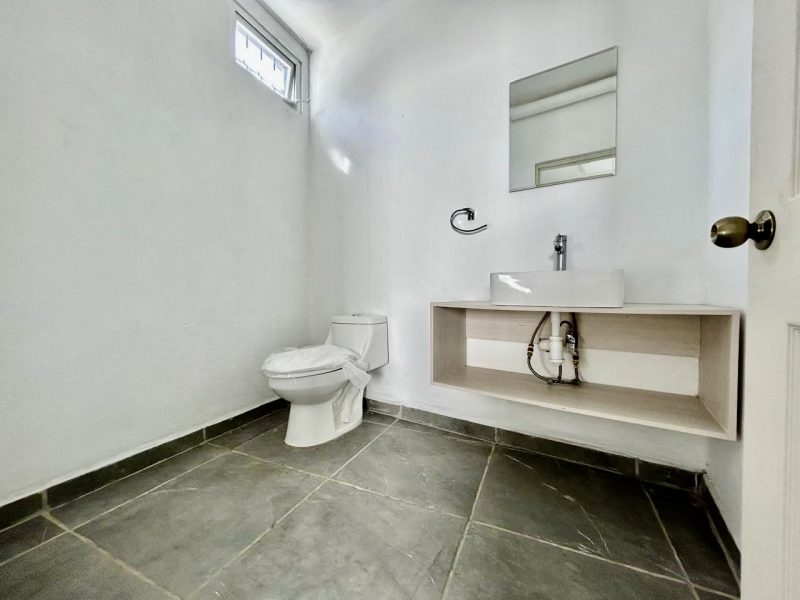 b8f031e9-232d-4433-a6c0-0cff83a5eda9