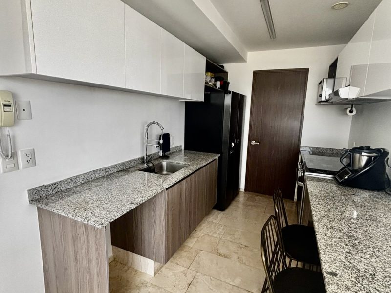 c3e49f61-defa-4118-85b0-a5e9b84ff695