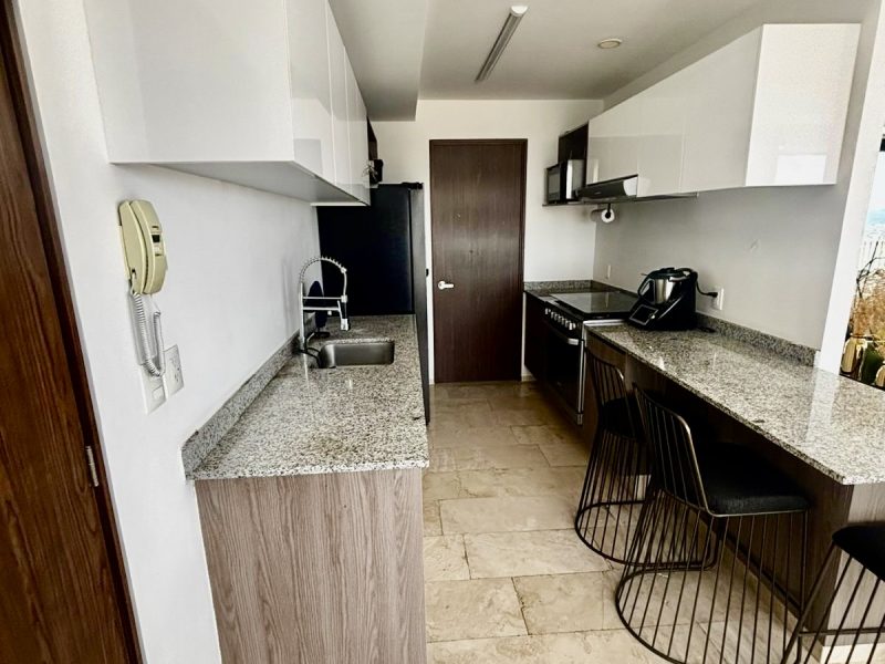 f96b1a22-051c-4ead-929c-df6db5799c44